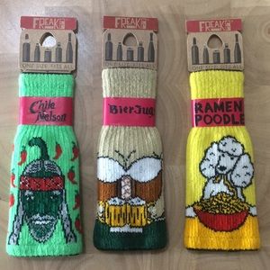 Insulated Bottle Knit Sweater Ramen Poodle Glove